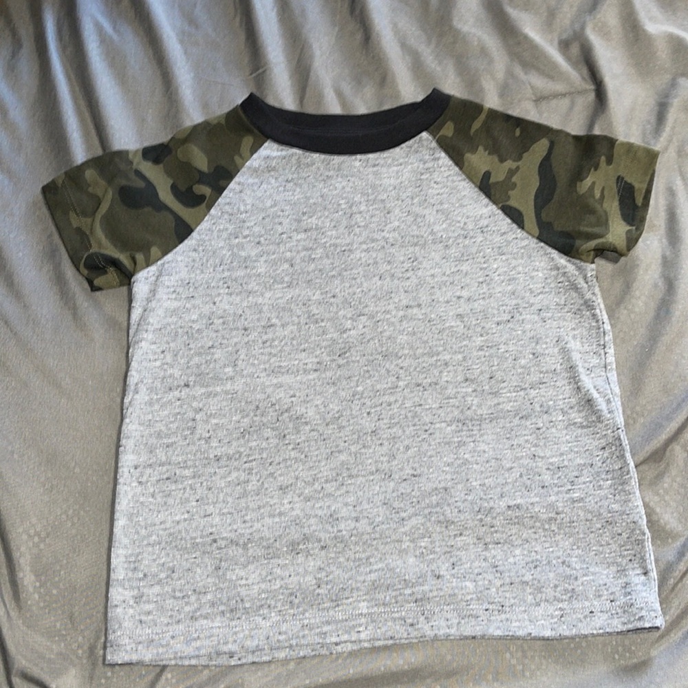 Old Navy Toddler Boy Gray & Camo Short Sleeve Shirt